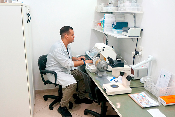 foto-microsom-guarulhos-laboratorio